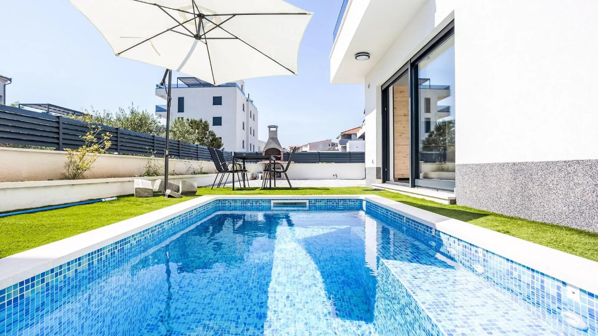 Apartment Sunny Pool By Interhome Trogir