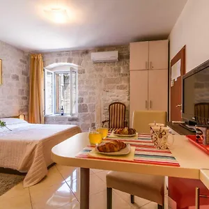  Apartament Dora -free Parking